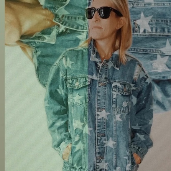 Star Print Distressed Jean Jacket